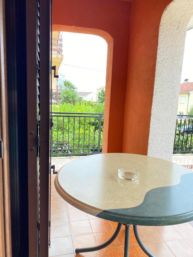 Apartmani Jelena Crikvenica Eksteriør bilde