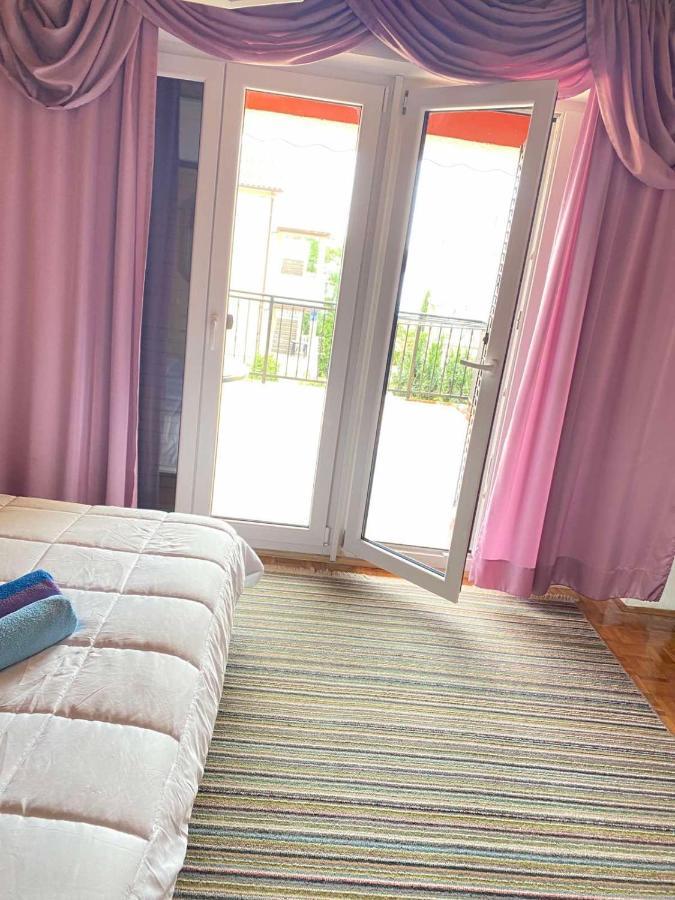 Apartmani Jelena Crikvenica Eksteriør bilde