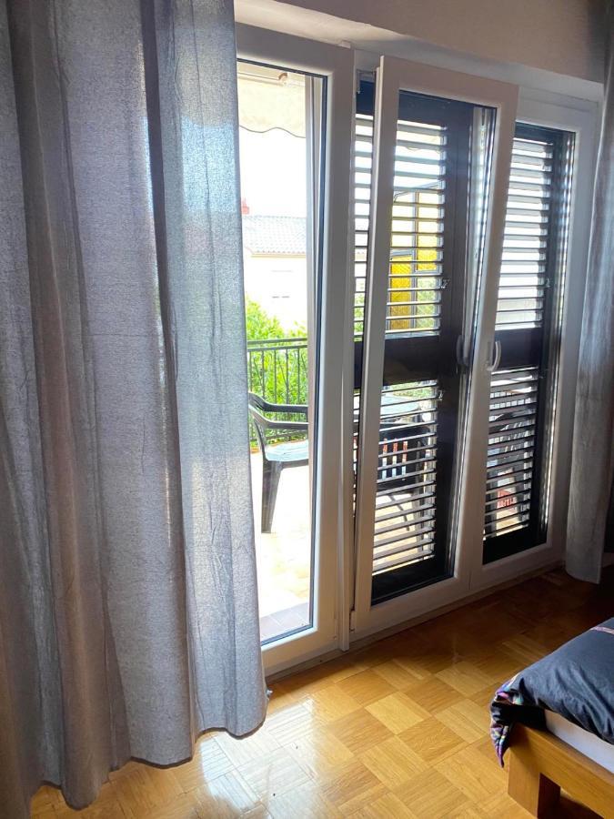 Apartmani Jelena Crikvenica Eksteriør bilde